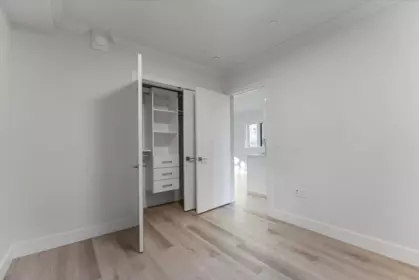 Hallway Photo of 2229 W 16th Avenue, Vancouver, BC