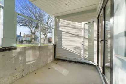 Mudroom Photo of 2229 W 16th Avenue, Vancouver, BC