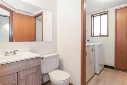 Walk-In Closet Photo of 27591 31a Avenue, Langley, BC