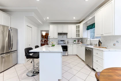 Primary Bedroom Photo of 17079 57 Avenue, Surrey, BC