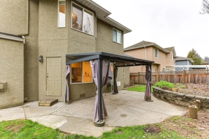 Swimming Pool Photo of 17079 57 Avenue, Surrey, BC
