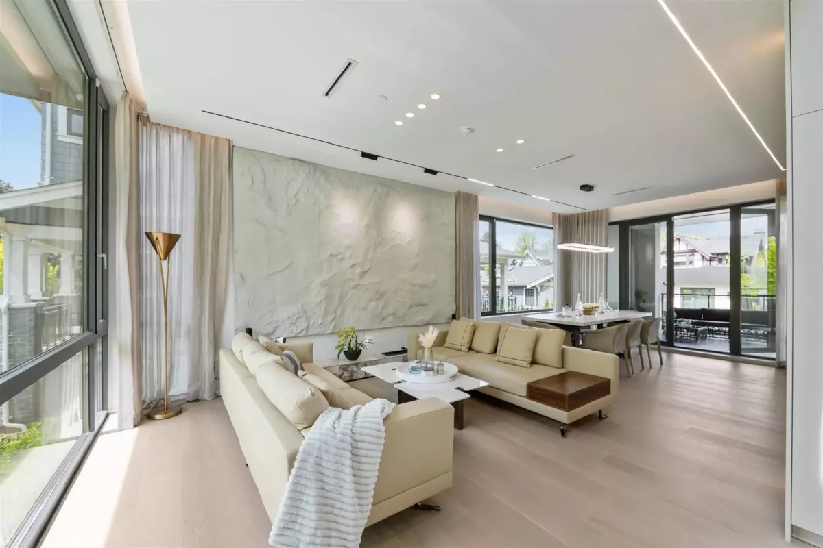 Living Room Photo of 3823 W 51st Avenue, Vancouver, BC