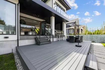 Swimming Pool Photo of 3823 W 51st Avenue, Vancouver, BC