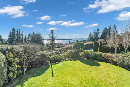 Office / Den Photo of 1407 Bramwell Road, West Vancouver, BC