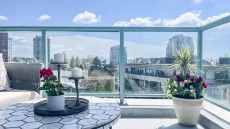 Guest Bathroom Photo of 701 120 W 2nd Street, North Vancouver, BC