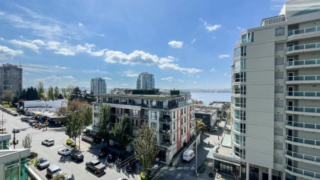 Office / Den Photo of 701 120 W 2nd Street, North Vancouver, BC