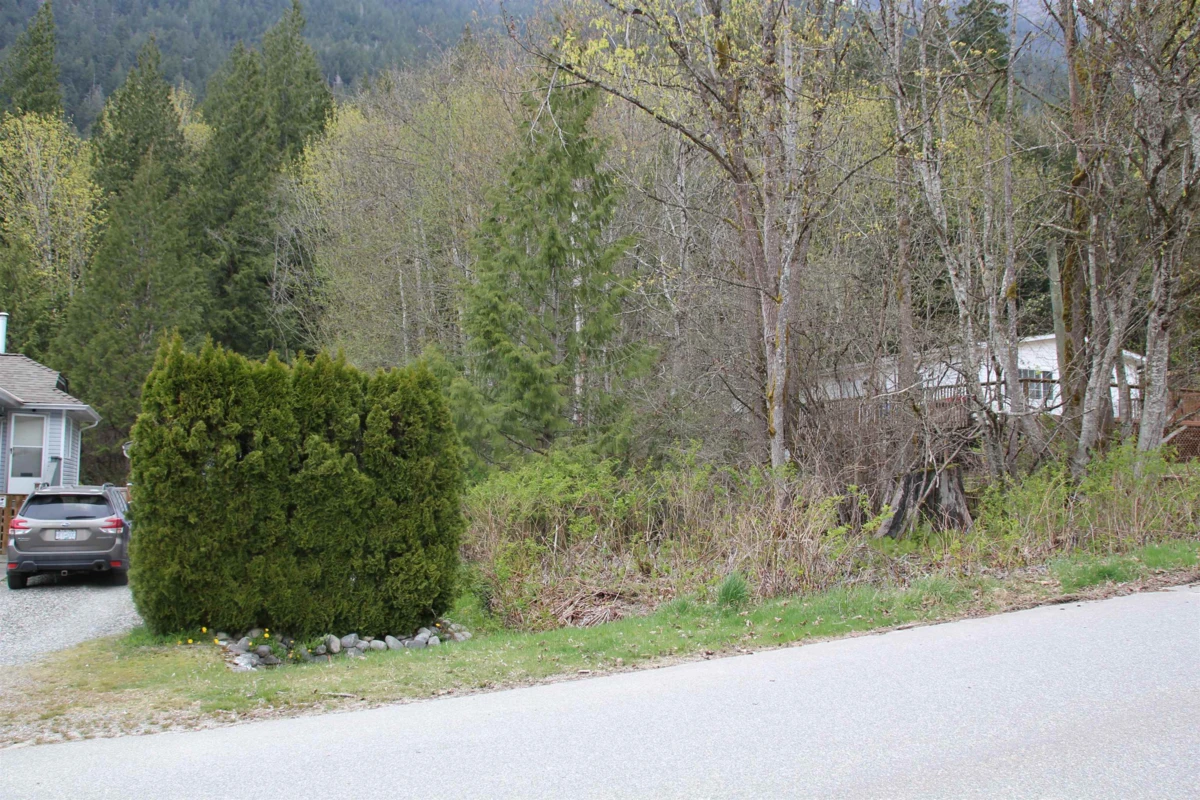 Family Room Photo of 66555 Kereluk Road, Hope, BC