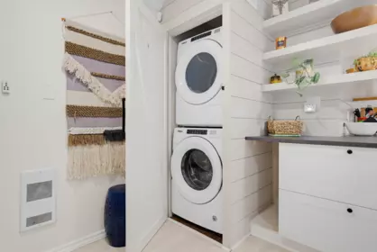 Laundry Room Photo of 2 33900 Mayfair Avenue, Abbotsford, BC