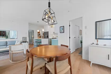 Kitchen Island Photo of 1903 1189 Melville Street, Vancouver, BC