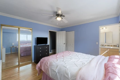 Guest Bathroom Photo of 1447 Columbia Avenue, Port Coquitlam, BC