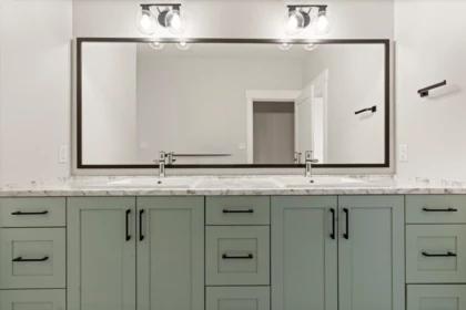 Laundry Room Photo of 2 52845 Lilac Lane, Rosedale, BC