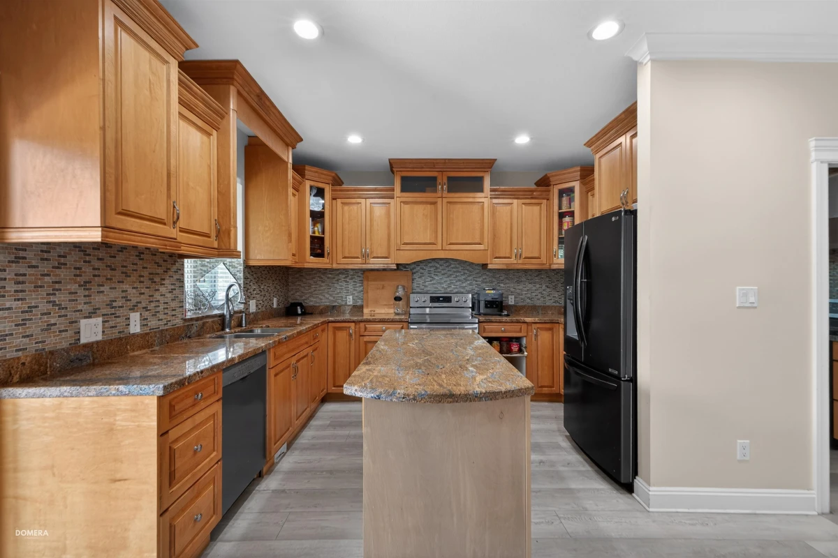 Family Room Photo of 7186 Elwood Drive, Chilliwack, BC