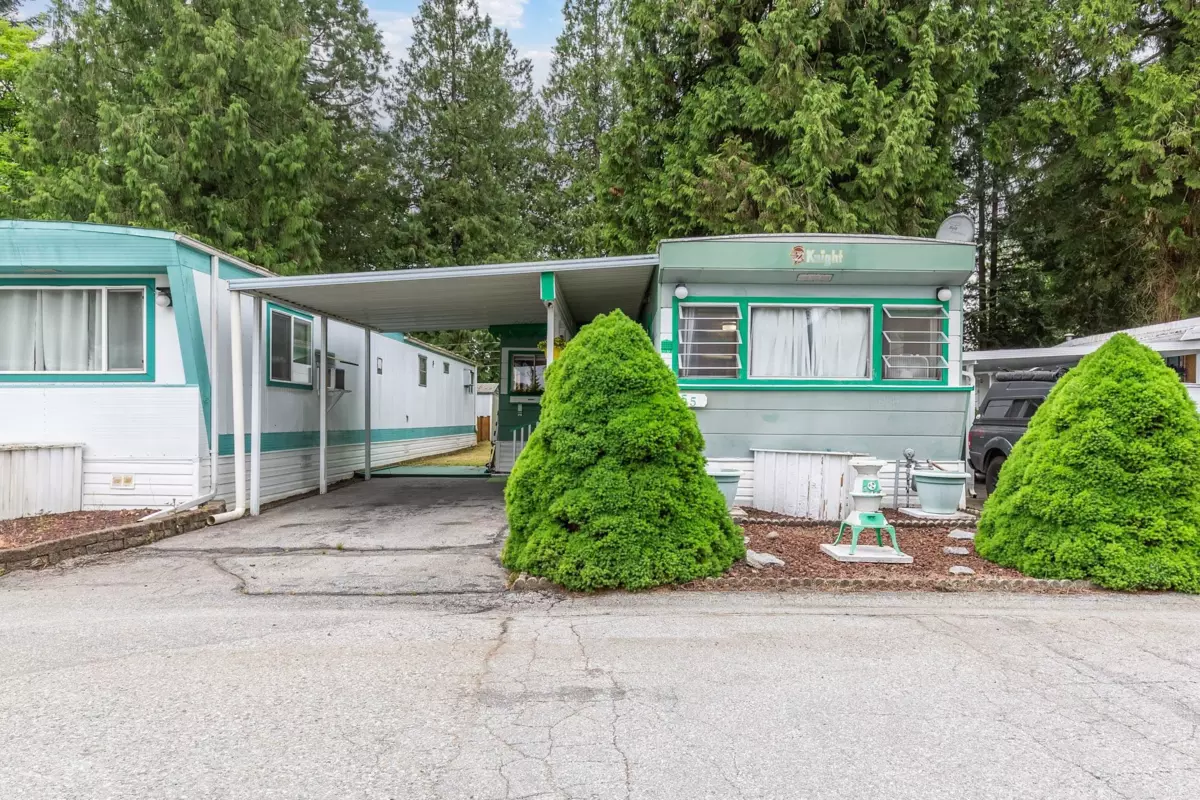 Exterior Rear Photo of 55 21163 Lougheed Highway, Maple Ridge, BC