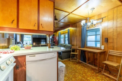 Primary Bedroom Photo of 55 21163 Lougheed Highway, Maple Ridge, BC