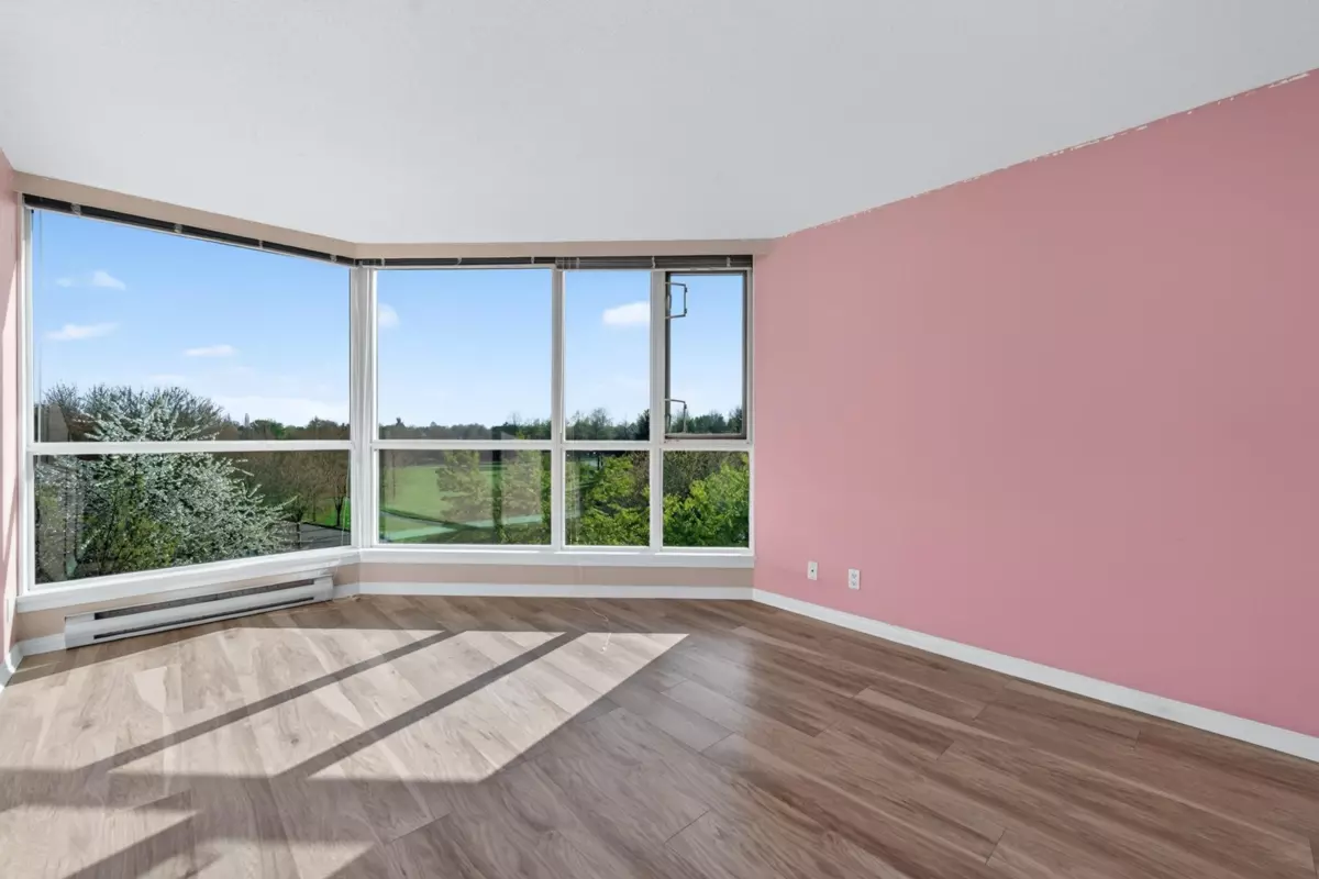 Family Room Photo of 401 5860 Dover Crescent, Richmond, BC