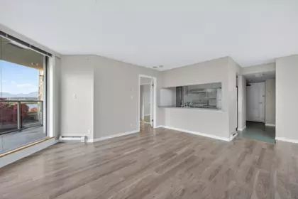 Loft / Bonus Room Photo of 401 5860 Dover Crescent, Richmond, BC