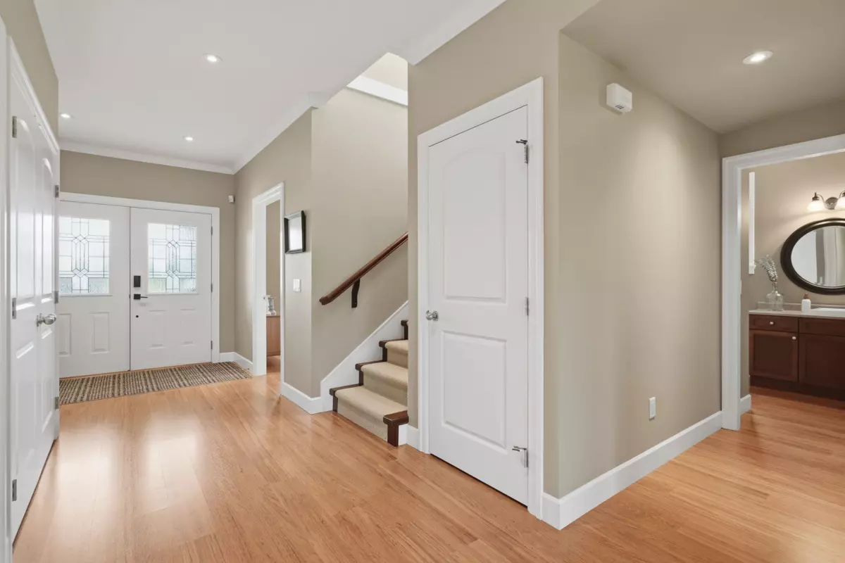 Family Room Photo of 5120 214 Street, Langley, BC