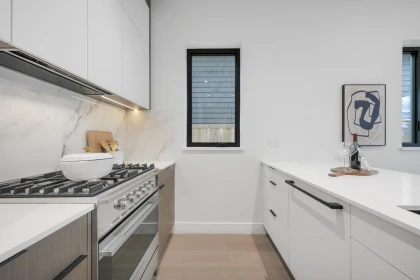Breakfast Nook Photo of 2 4023 W 18th Avenue, Vancouver, BC