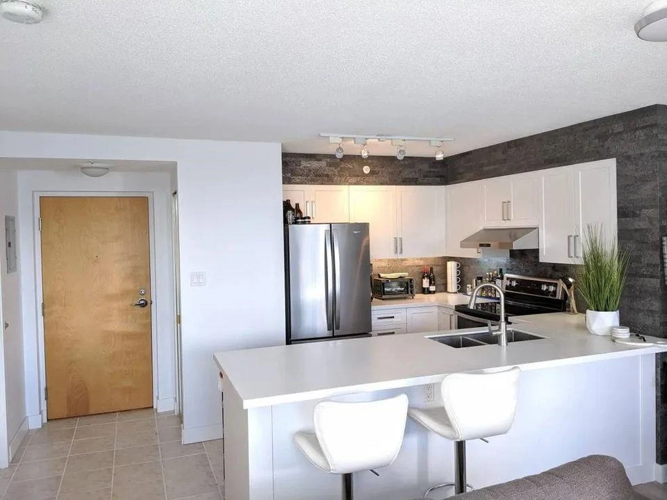 Living Room Photo of 601 1277 Nelson Street, Vancouver, BC