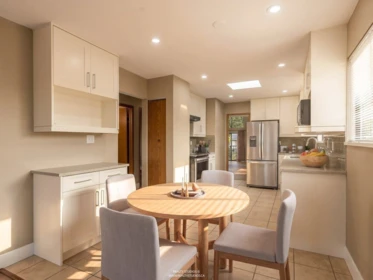 Breakfast Nook Photo of 859 E 17th Street, North Vancouver, BC