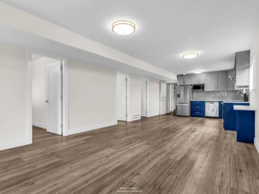 Entry Foyer Photo of 859 E 17th Street, North Vancouver, BC