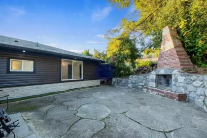 Basement Recreation Room Photo of 3812 Dalkeith Drive, North Vancouver, BC