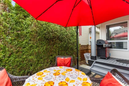 Staircase Photo of 18831 71 Avenue, Surrey, BC
