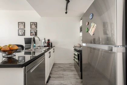 Kitchen Photo of PH10 1082 Seymour Street, Vancouver, BC