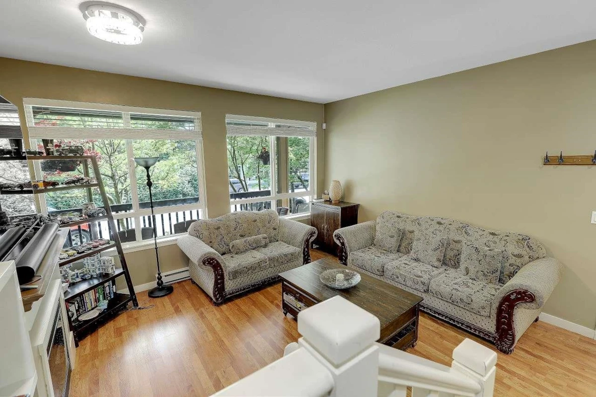 Dining Area Photo of 55 16789 60 Avenue, Surrey, BC