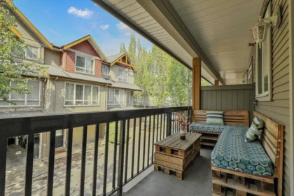 Backyard Photo of 55 16789 60 Avenue, Surrey, BC