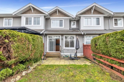 Backyard Photo of 25 16760 61 Avenue, Surrey, BC