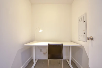 Laundry Room Photo of 1104 565 Smithe Street, Vancouver, BC