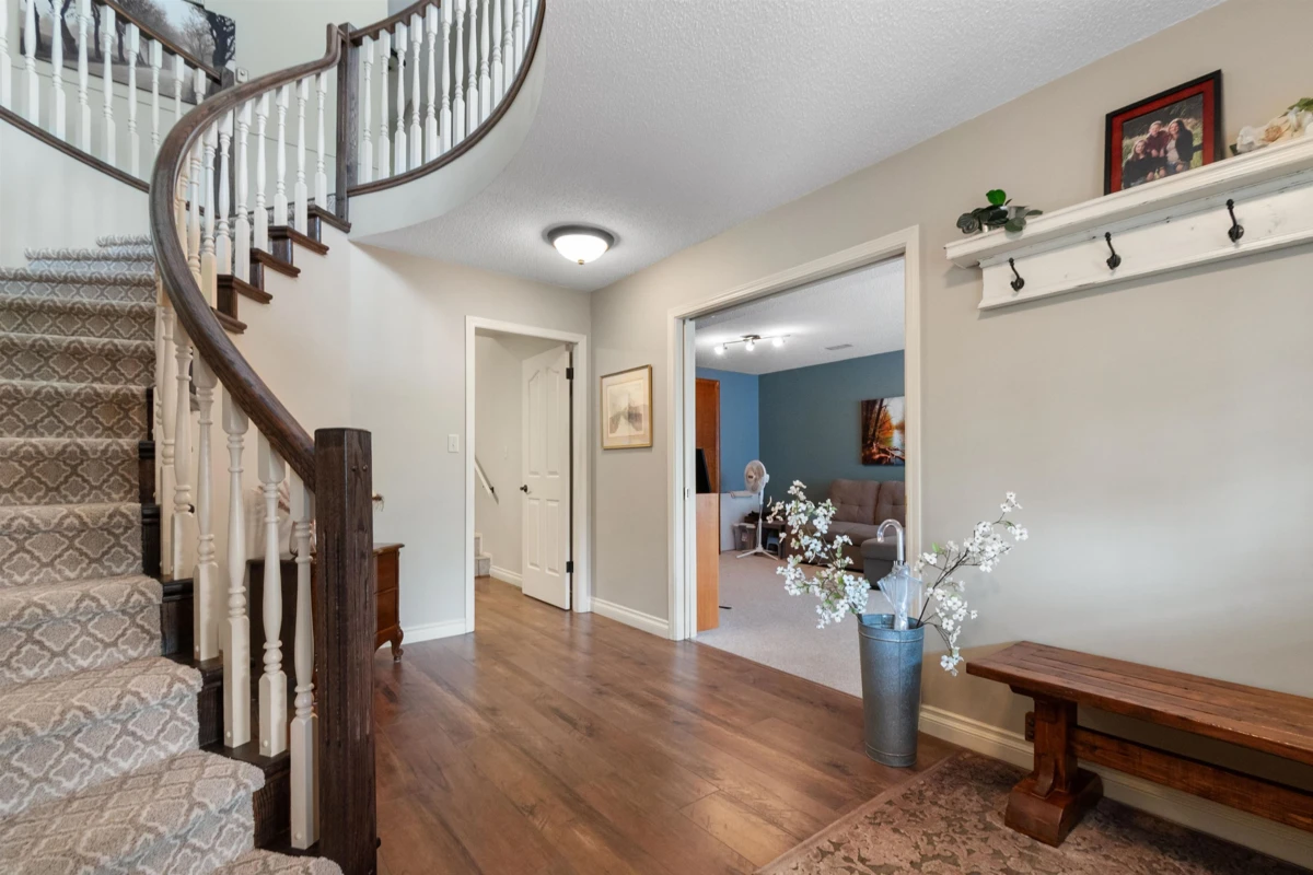 Dining Area Photo of 10087 Imperial Street, Chilliwack, BC