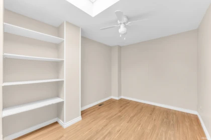 Basement Recreation Room Photo of 4 4907 57a Street, Delta, BC