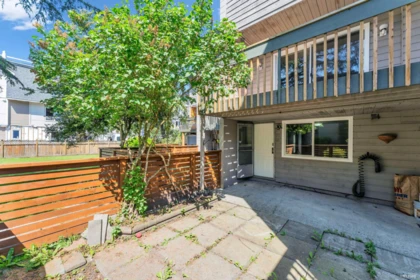Outdoor Patio Photo of 4 4907 57a Street, Delta, BC