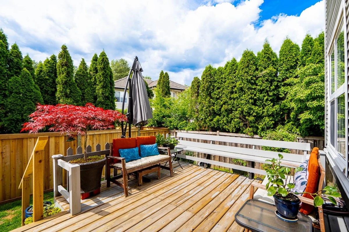 Living Room Photo of 117 1055 Riverwood Gate, Port Coquitlam, BC