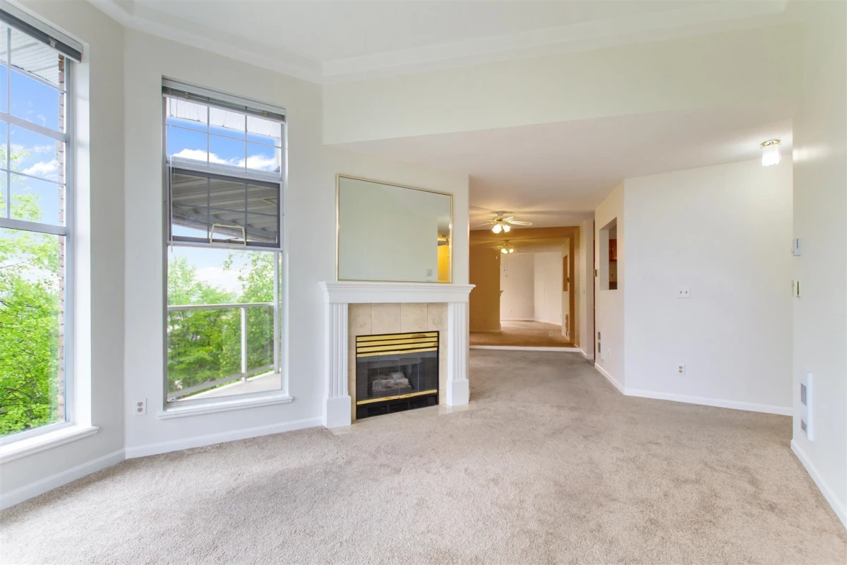 Family Room Photo of 325 22611 116 Avenue, Maple Ridge, BC