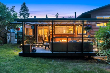 Breakfast Nook Photo of 526 Yale Road, Port Moody, BC