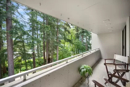 Breakfast Nook Photo of 508 1442 Foster Street, White Rock, BC