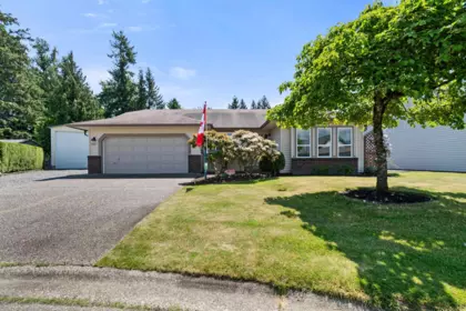 46118 Downes Avenue, Chilliwack, BC, Chilliwack — Single Family Residence for sale