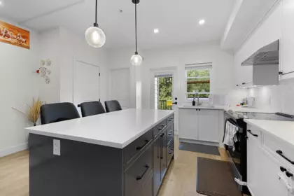 Pantry Photo of 11 32970 TUNBRIDGE AVENUE, Mission BC V2V 0J9