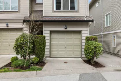 Front Yard Photo of 102 15175 62a Avenue, Surrey, BC