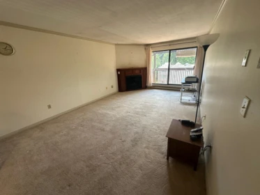 401 9682 134 Street, Surrey, BC, Surrey — Apartment/Condo for sale
