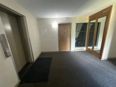 Entry Foyer Photo of 401 9682 134 Street, Surrey, BC