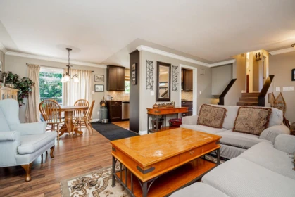 Kitchen Island Photo of 46070 Roy Avenue, Chilliwack, BC