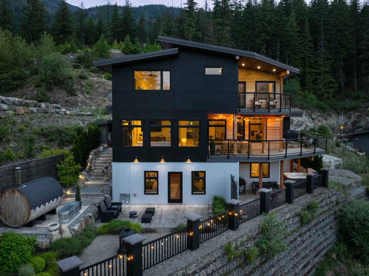 Exterior Rear Photo of 1305 Eagle Drive, Pemberton, BC