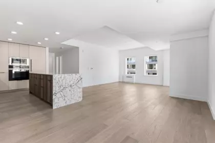 301 3590 W 39th Avenue, Vancouver, BC, Vancouver — Apartment/Condo for sale