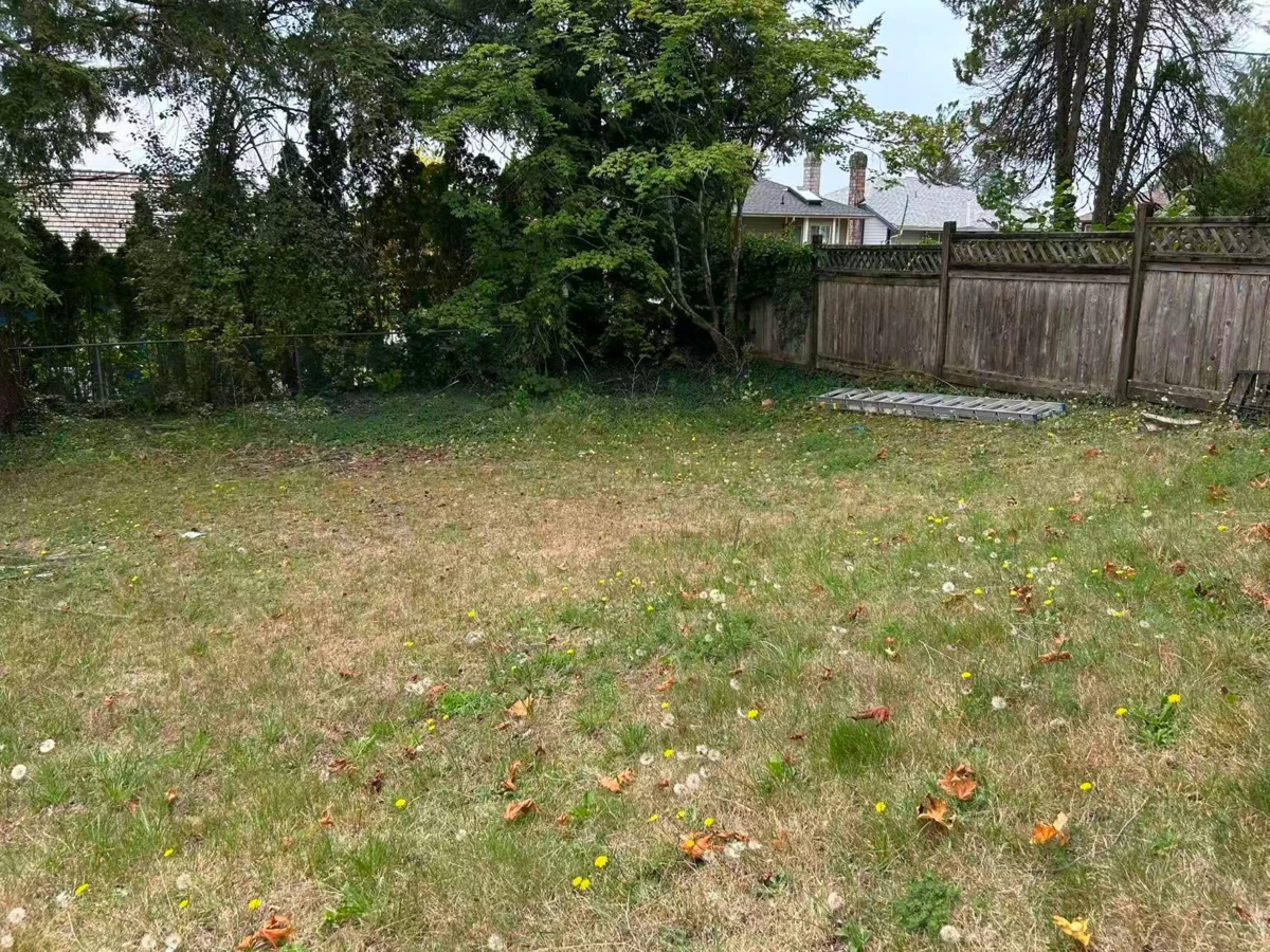 Living Room Photo of 1780 Rideau Avenue, Coquitlam, BC