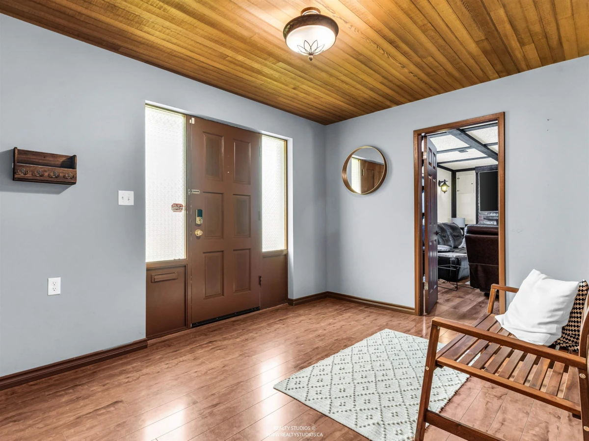 Family Room Photo of 7735 112 Street, Delta, BC