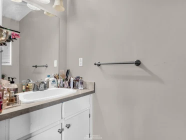 Powder Room Photo of 7735 112 Street, Delta, BC